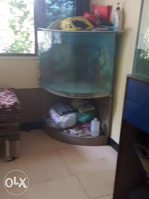 2.5feet×2feet corve. fish tank with wooden