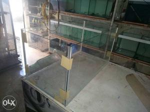 2 foot × 1foot Fish tank for sale