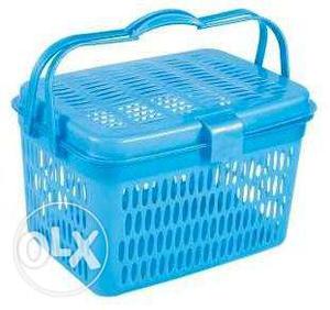 Dog/cat crate useful to carry them out especially