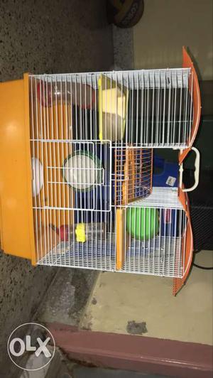 New pet cage. great for pets. great condition
