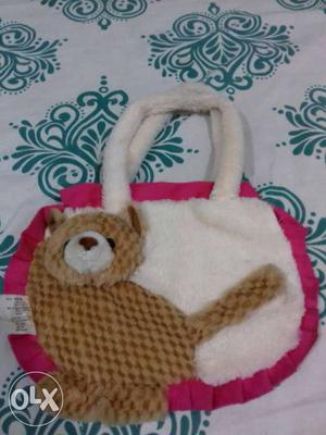 Cute hand bag perfect to gift someone