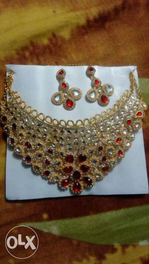 Gold-colored Diamond And Ruby Bib Necklace With Earrings Set
