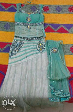 Lehenga: Women's Turquoise color Lehnga