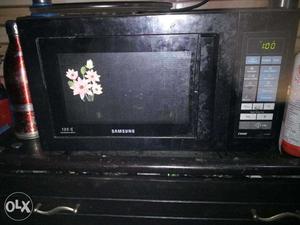 Microwave oven brand: Samsung capacity:28L.