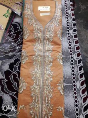 New Suits in wholesalers rate.. CHANDHERI suit also