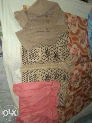 Set of three sweaters for ladies,,280 per piece