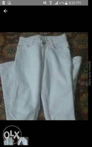 White coloured jeans. 28 waist size. New jeans.