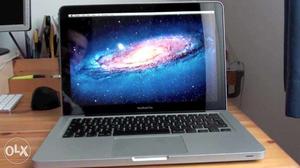 Apple MacBook Pro 13" MD101HN/A with Core i5, 4GB, 500GB for