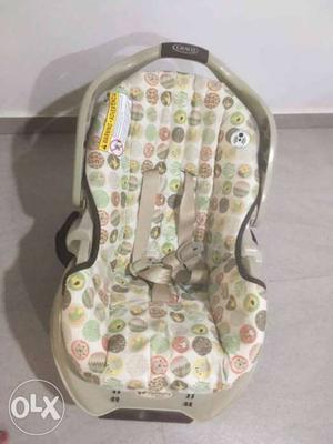 Graco Infant Baby Car Seat...