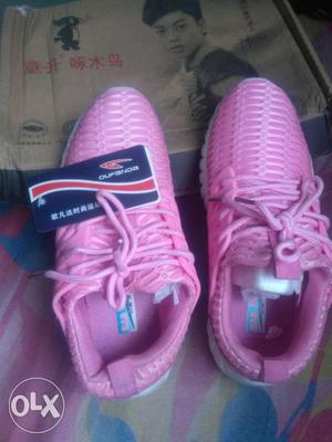 New brand girl shoes sport DFD size 7 to 10 years