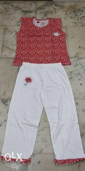 Red Floral Sleeveless Crew-neck Top And White Sweatpants