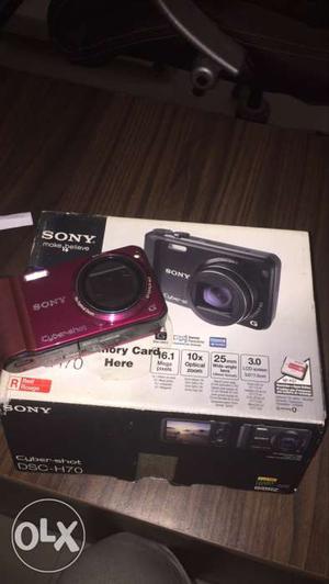 Sony cyber shot DSC H70 in good condition use