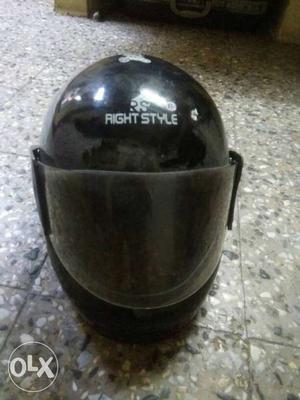 Black Right Style Full-face Helmet