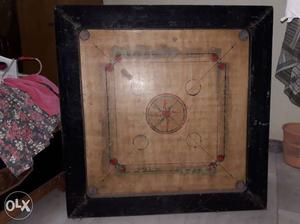 Carrom boar made with good quality of wood and very heavy