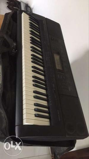 Casio ctk- in good condition. in  there