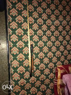 Snooker cue with gud condition used only 3 months