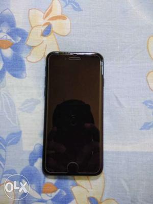 I want to sell my new apple iPhone 7 black 32GB