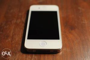 Iphone 4 16gb white (I cloud lock fixed Price)