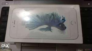Iphone 6s plus. 64gb. Sealed piece with full