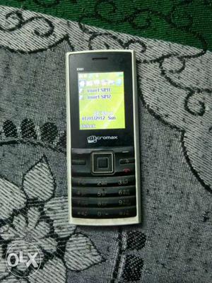 Micromax dual sim mobile phone in good condition.