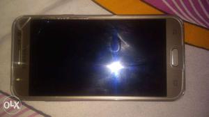 Samsung Galaxy j5 with good condition
