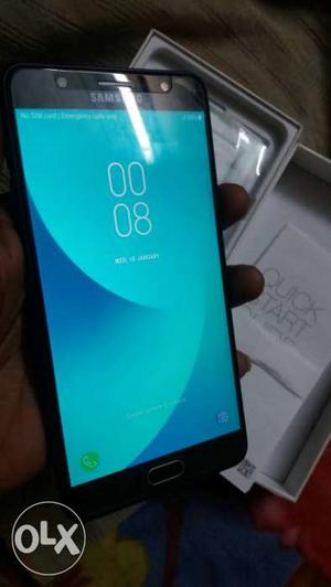 Samsung j7 max only 1 month old i have bill box