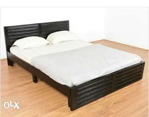 4/6 ft double cot plus mattress wooden just 