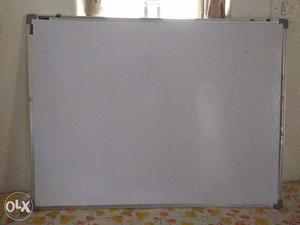 White Board (4 feet X 3 feet)