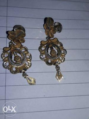 22crt gold earing purchased from masood jewellers