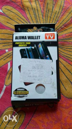 Aluminium security credit card wallet with 6 pvc