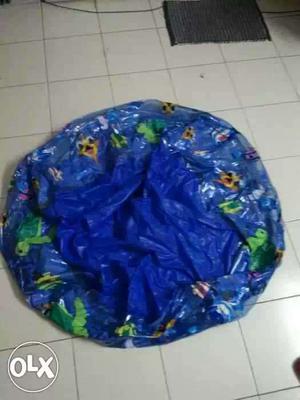 Baby pool (should be inflated) blue colour looks