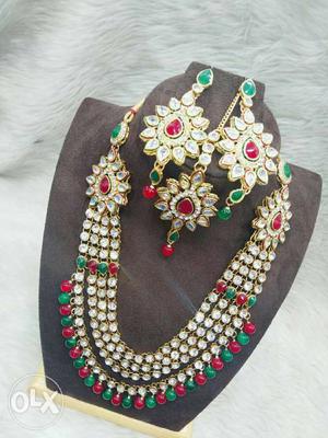 Black, Green, And Red Beaded Bib Necklace And Earrings