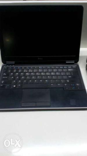 Dell laptop in low price..i3,4 gb ram 320 gb