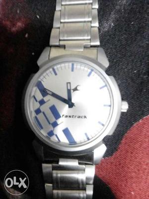 Fastrack stainless steel watch no bill neatly use