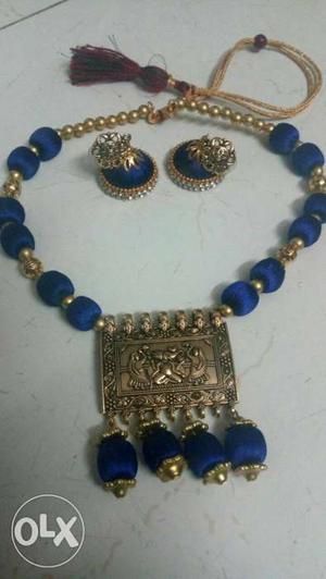 Gold-colored And Blue Necklace