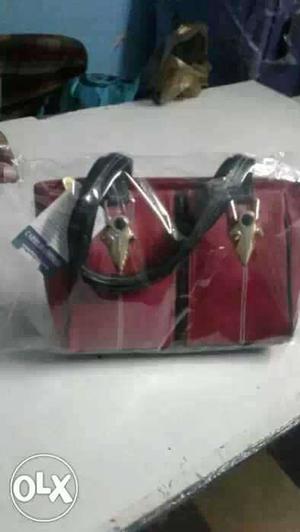 Ladies purse brand new pic liner brand home