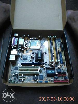 Mother board for sale. genuine buyers can contact