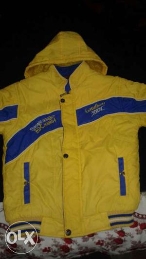 Totally new yellow capable jacket with totally