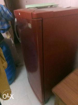 Used 180 litre fridge for sale with new stabilizer