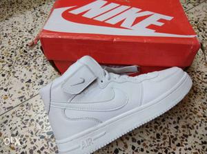 White Nike Air Force 1 High-top Sneakers