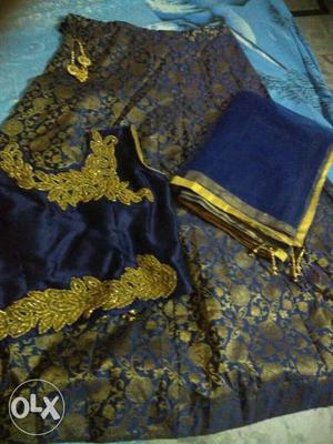 Women's Blue And Gold Floral Sari Dress