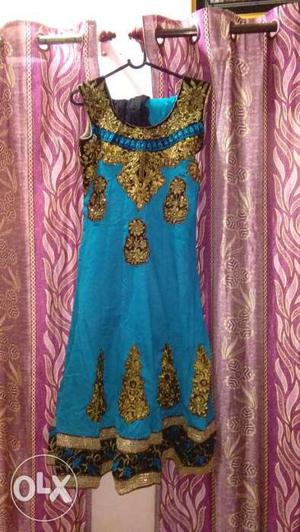 Women's Blue And Gold-colored Floral Sleeveless Dress