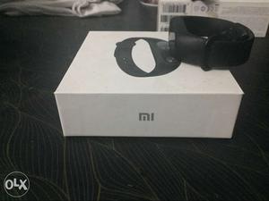 Mi band with original accesories and box. Used