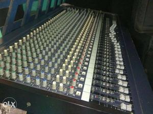 Yamaha mg fx mixer for sale good condition