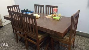 6seater dining table very good quality wood, No