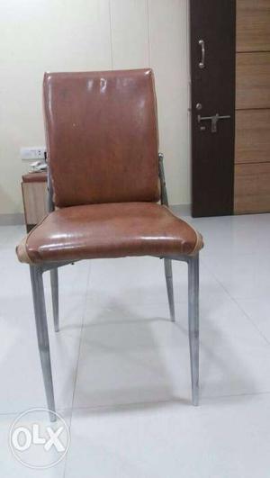 Availble 4 Chair one chair price in 