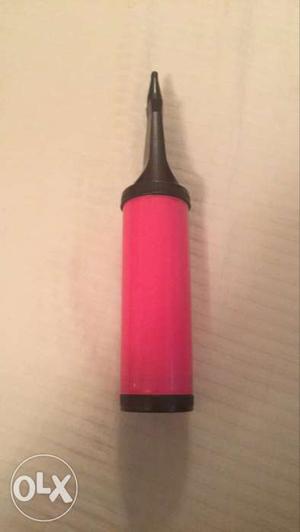 Cylindrical Red And Black Plastic Nozzle