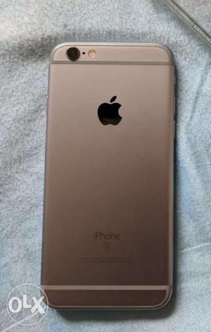 I phone 6s 128 gb Space grey. With charger and