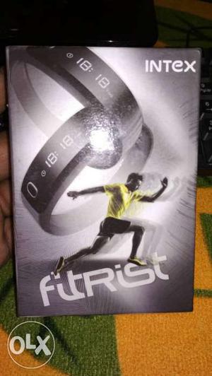 Intex fitrist in new condition, selling season