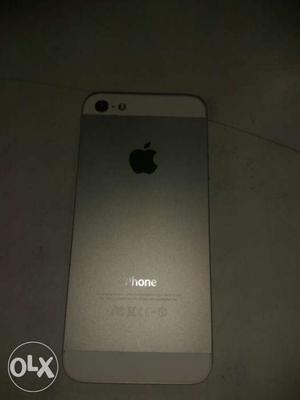 Iphone 5s 32 gb white urjent sell interrested